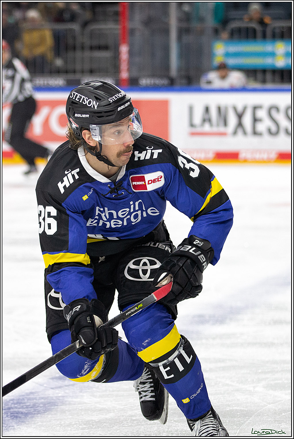 PENNY DEL; Koelner Haie- Fishtown Pinguins Bremerhaven; Koeln, 23.11.2021